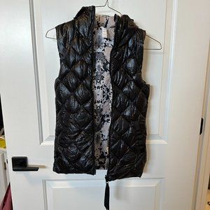 Lululemon The Fluffiest Down Vest (Reversible) Black Size 4
